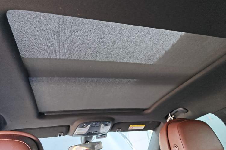 Used Buick LaCrosse 2013 2.4L SIDI Leading Comfort Version Headliner
