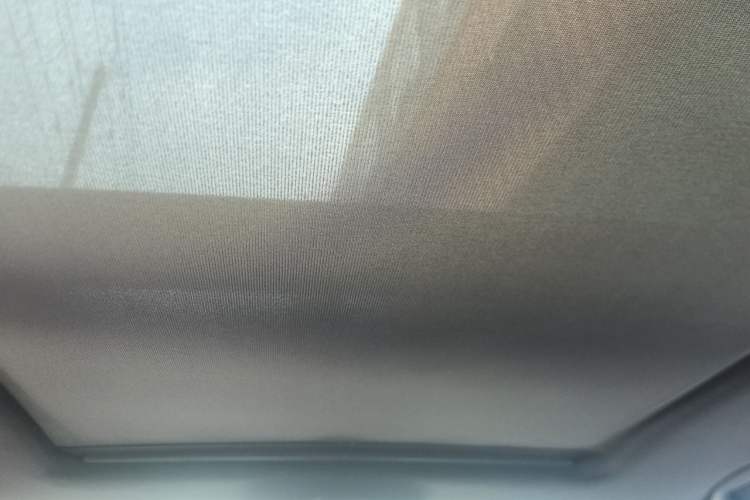 Used Buick LaCrosse 2013 2.4L SIDI Leading Comfort Version Headliner