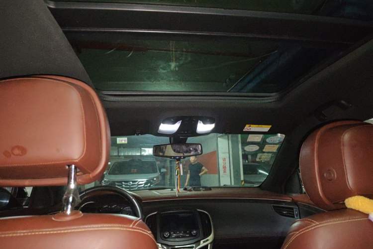 Used Buick LaCrosse 2013 2.4L SIDI Elite Comfort Version Headliner