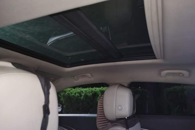 Used Buick LaCrosse 2013 2.4L SIDI Leading Comfort Version Headliner
