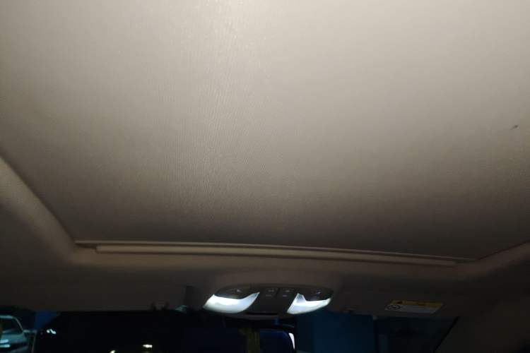 Used Buick LaCrosse 2013 2.4L SIDI Leading Comfort Version Headliner