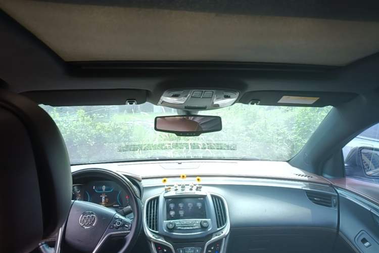 Used Buick LaCrosse 2013 2.4L SIDI Luxury Comfort Edition Headliner