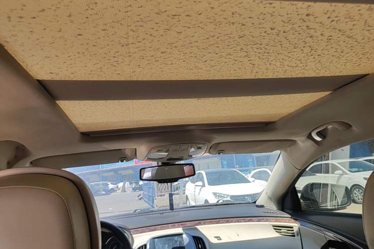 Used Buick LaCrosse 2013 2.4L SIDI Leading Comfort Version Headliner
