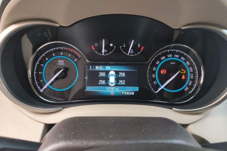 Used Buick LaCrosse 2013 2.4L SIDI Leading Comfort Version Instrument Cluster