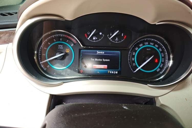 Used Buick LaCrosse 2013 2.4L SIDI Leading Comfort Version Instrument Cluster