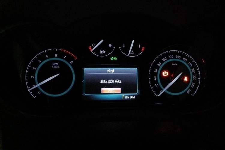 Used Buick LaCrosse 2013 2.4L SIDI Leading Comfort Version Instrument Cluster