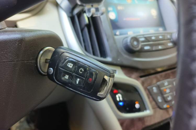 Used Buick LaCrosse 2013 2.4L SIDI Leading Comfort Version Interior 1