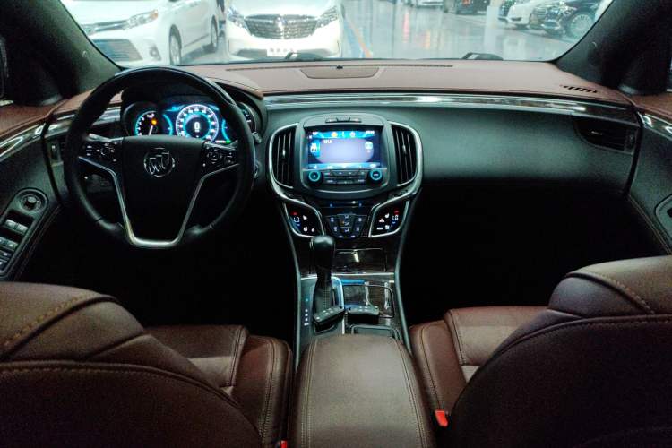 Used Buick LaCrosse 2013 2.0T SIDI Smart Luxury Flagship Edition Interior 2