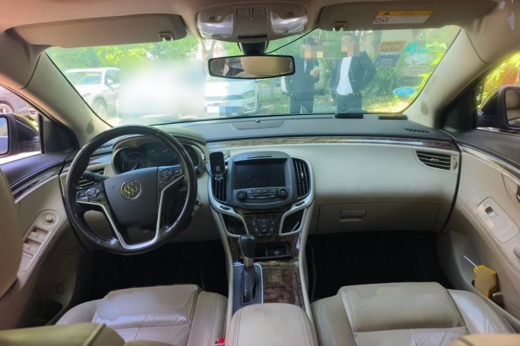 Used Buick LaCrosse 2013 2.4L SIDI Leading Comfort Version Interior 2