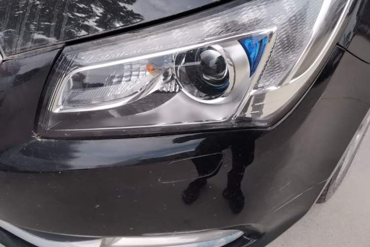 Used Buick LaCrosse 2013 2.0T SIDI Technology Version Left Front Headlight