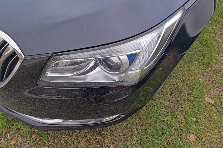 Used Buick LaCrosse 2013 2.4L SIDI Leading Comfort Version Left Front Headlight
