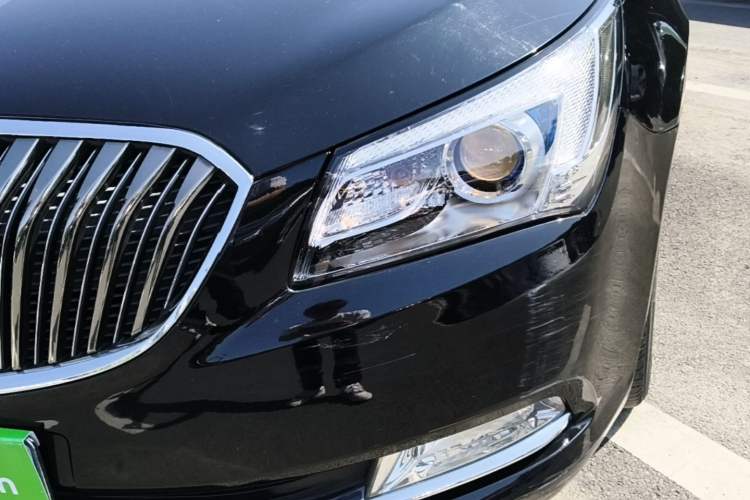 Used Buick LaCrosse 2013 2.4L SIDI Leading Comfort Version Left Front Headlight