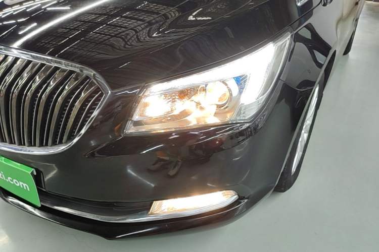 Used Buick LaCrosse 2013 2.4L SIDI Leading Comfort Version Left Front Headlight