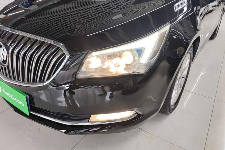 Used Buick LaCrosse 2013 2.4L SIDI Leading Comfort Version Left Front Headlight