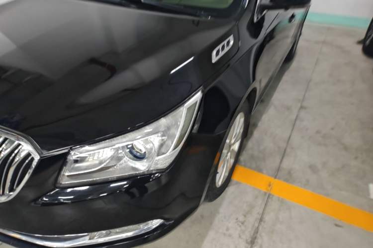 Used Buick LaCrosse 2013 2.4L SIDI Leading Comfort Version Left Front Headlight