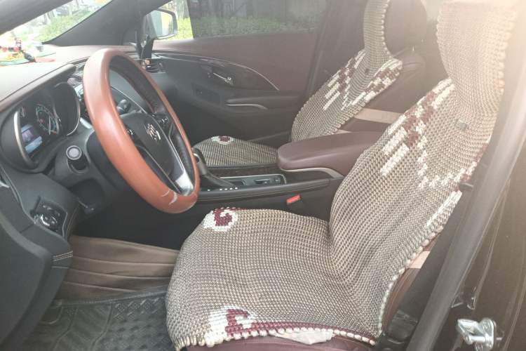 Used Buick LaCrosse 2013 2.4L SIDI Elite Comfort Version Left Front Seat