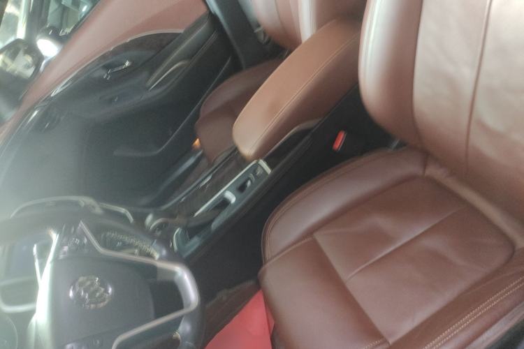 Used Buick LaCrosse 2013 2.4L SIDI Leading Comfort Version Left Front Seat