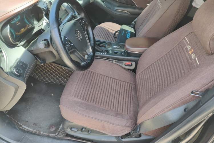 Used Buick LaCrosse 2013 2.4L SIDI Luxury Comfort Edition Left Front Seat
