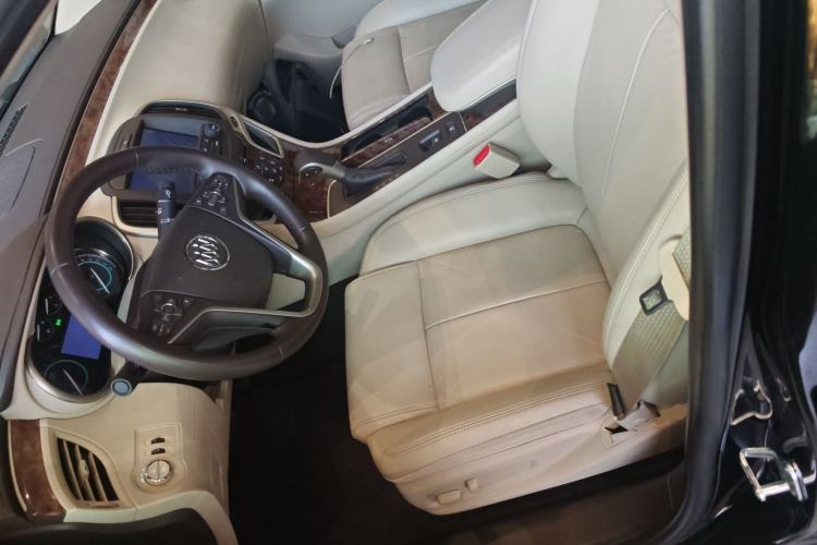 Used Buick LaCrosse 2013 2.4L SIDI Leading Comfort Version Left Front Seat