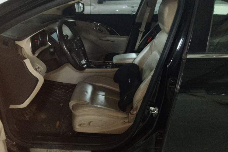 Used Buick LaCrosse 2013 2.4L SIDI Leading Comfort Version Left Front Seat