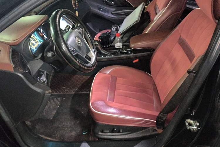 Used Buick LaCrosse 2013 2.4L SIDI Luxury Comfort Edition Left Front Seat