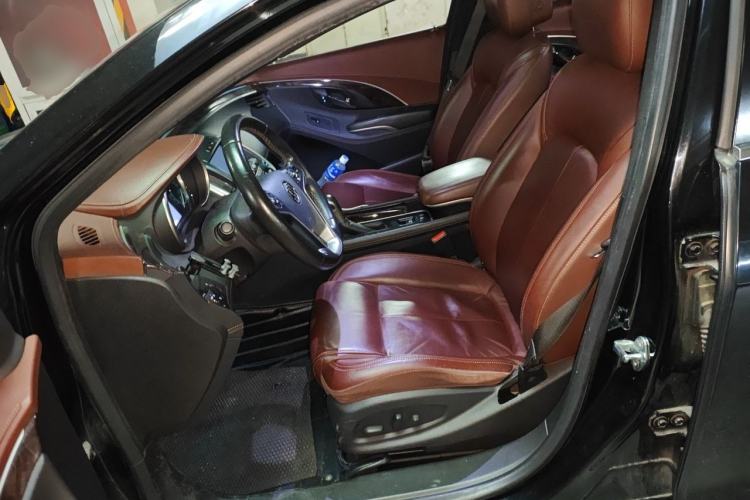 Used Buick LaCrosse 2013 2.0T SIDI Elite Tech Version Left Front Seat