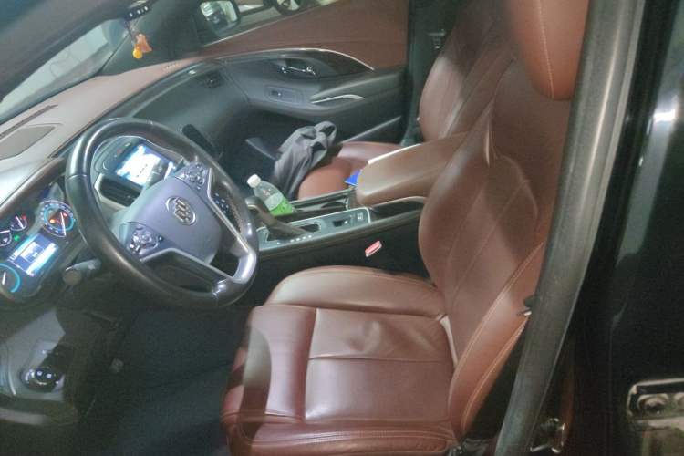 Used Buick LaCrosse 2013 2.4L SIDI Elite Comfort Version Left Front Seat