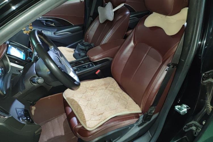 Used Buick LaCrosse 2013 2.4L SIDI Elite Comfort Version Left Front Seat