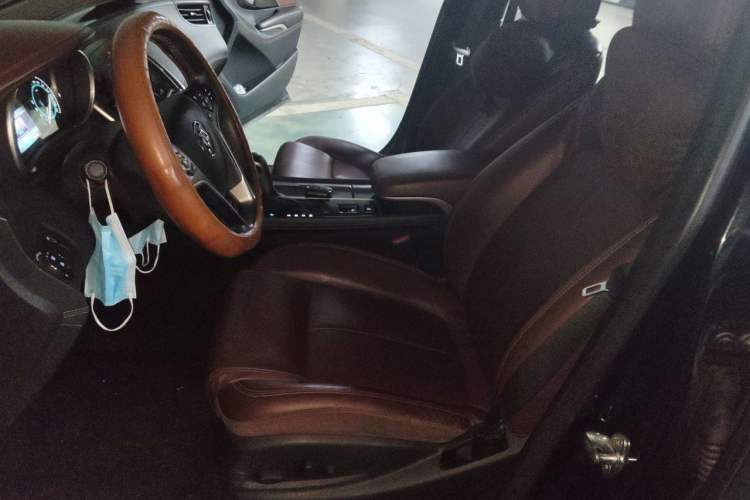 Used Buick LaCrosse 2013 2.4L SIDI Elite Comfort Version Left Front Seat