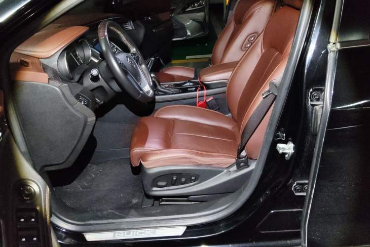 Used Buick LaCrosse 2013 3.0L SIDI V6 Smart Luxury Flagship Model Left Front Seat