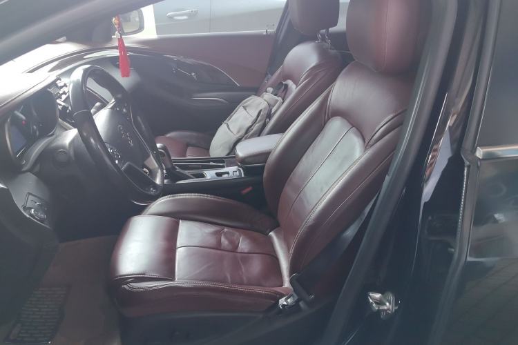 Used Buick LaCrosse 2013 2.4L SIDI Elite Comfort Version Left Front Seat