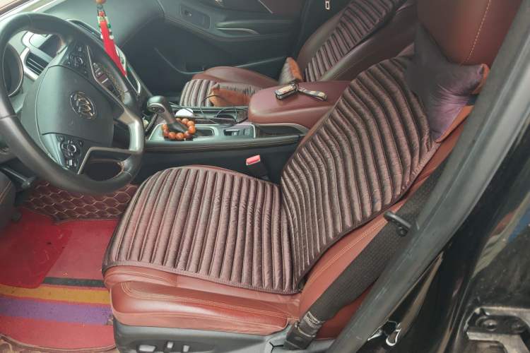 Used Buick LaCrosse 2013 2.4L SIDI Elite Comfort Version Left Front Seat