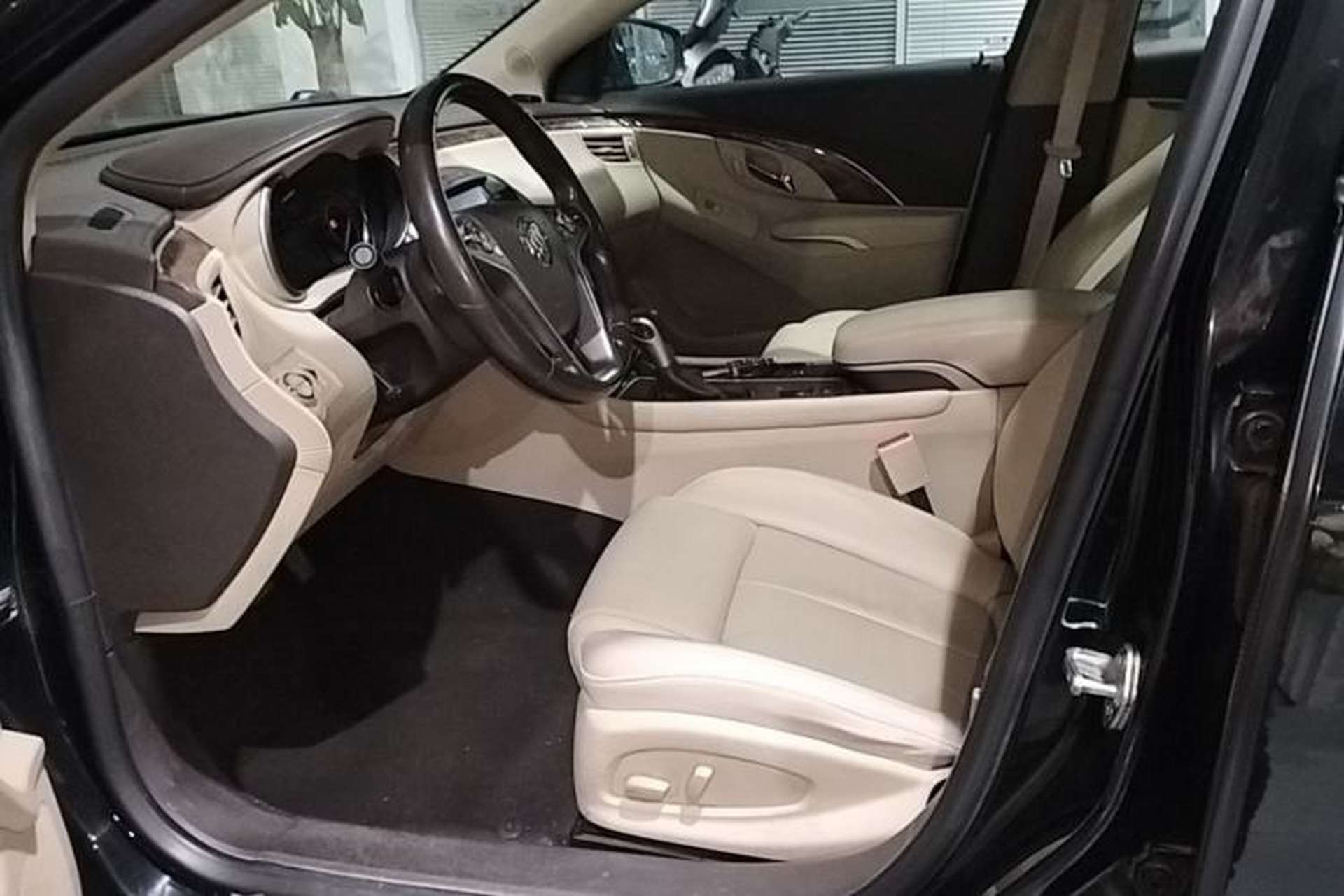 Used Buick LaCrosse 2013 2.4L SIDI Leading Comfort Version Left Front Seat