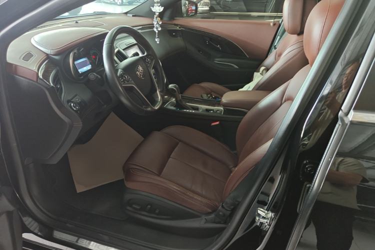 Used Buick LaCrosse 2013 2.0T SIDI Elite Tech Version Left Front Seat