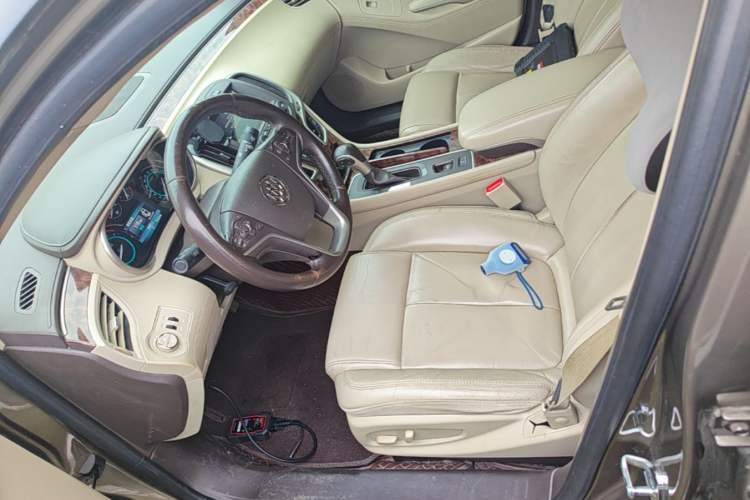 Used Buick LaCrosse 2013 2.4L SIDI Leading Comfort Version Left Front Seat