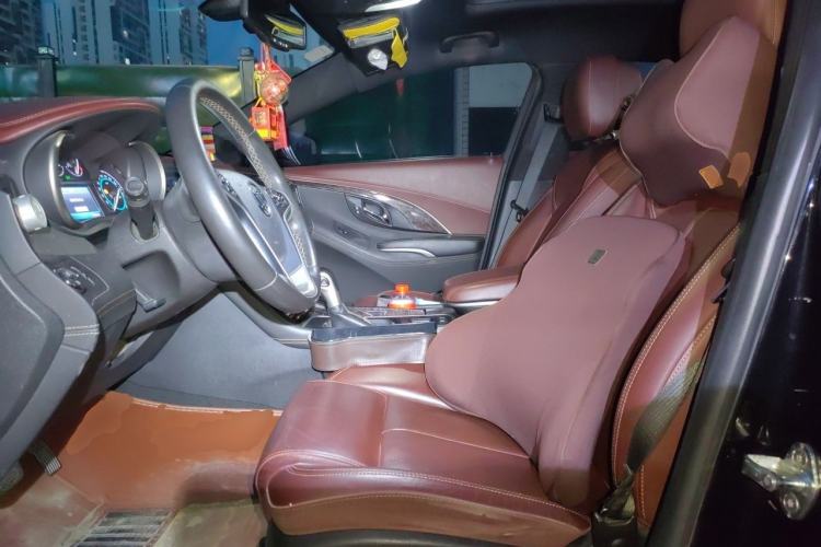 Used Buick LaCrosse 2013 2.4L SIDI Elite Comfort Version Left Front Seat