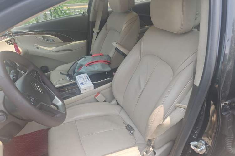 Used Buick LaCrosse 2013 2.4L SIDI Leading Comfort Version Left Front Seat