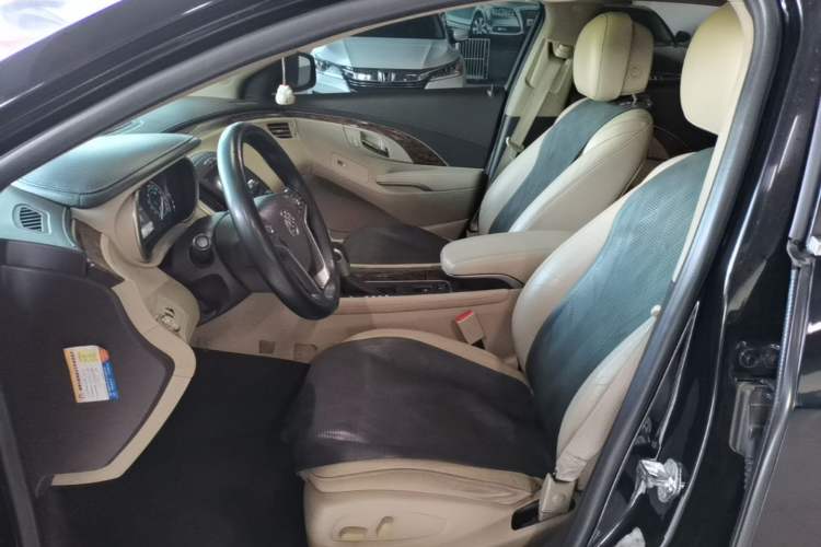 Used Buick LaCrosse 2013 2.4L SIDI Leading Comfort Version Left Front Seat