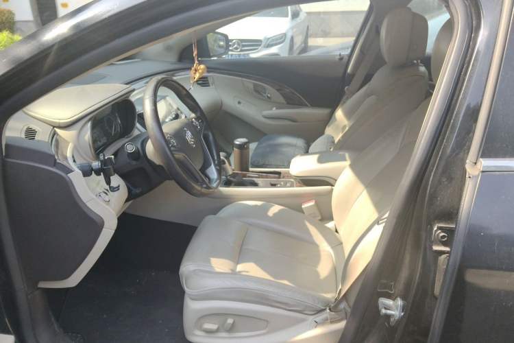 Used Buick LaCrosse 2013 2.4L SIDI Leading Comfort Version Left Front Seat