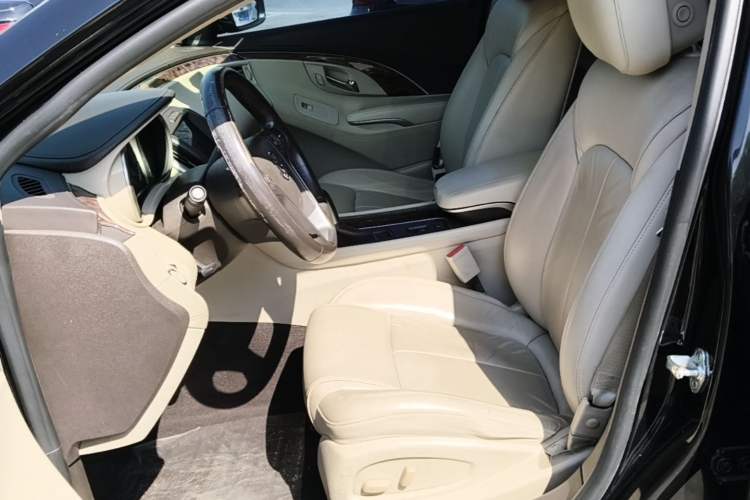 Used Buick LaCrosse 2013 2.4L SIDI Leading Comfort Version Left Front Seat