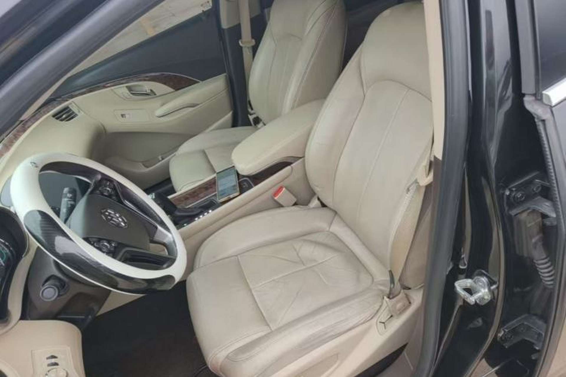 Used Buick LaCrosse 2013 2.4L SIDI Leading Comfort Version Left Front Seat