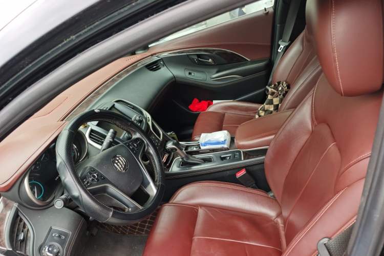 Used Buick LaCrosse 2013 2.0T SIDI Elite Tech Version Left Front Seat