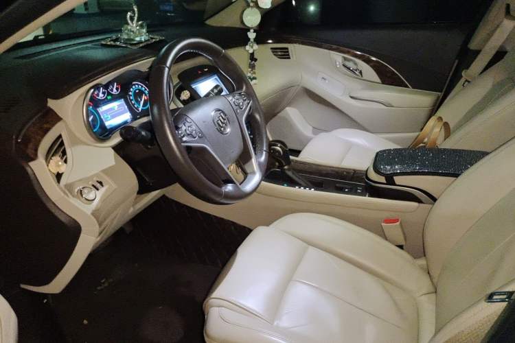 Used Buick LaCrosse 2013 2.4L SIDI Leading Comfort Version Left Front Seat