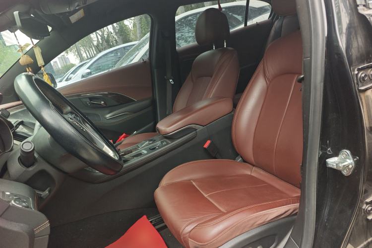 Used Buick LaCrosse 2013 2.4L SIDI Luxury Comfort Edition Left Front Seat