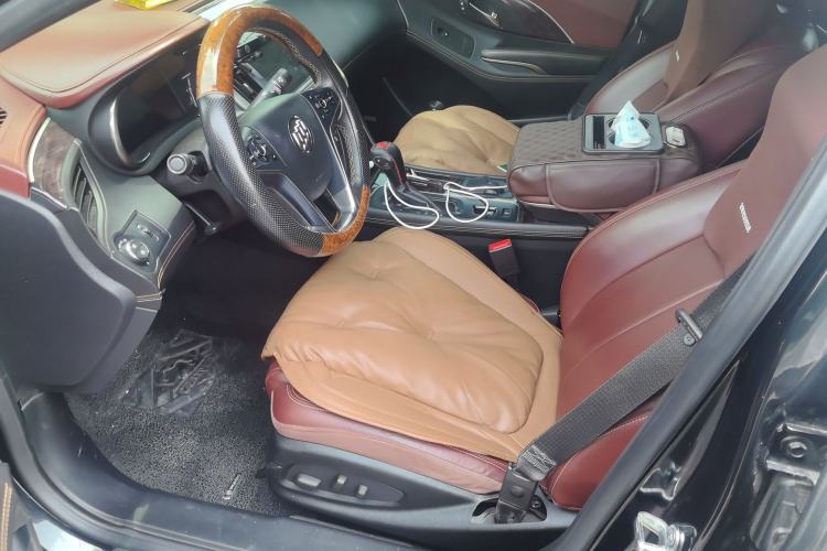 Used Buick LaCrosse 2013 2.4L SIDI Luxury Comfort Edition Left Front Seat