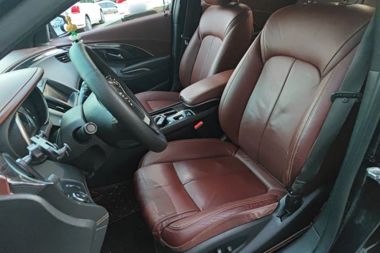 Used Buick LaCrosse 2013 2.4L SIDI Elite Comfort Version Left Front Seat