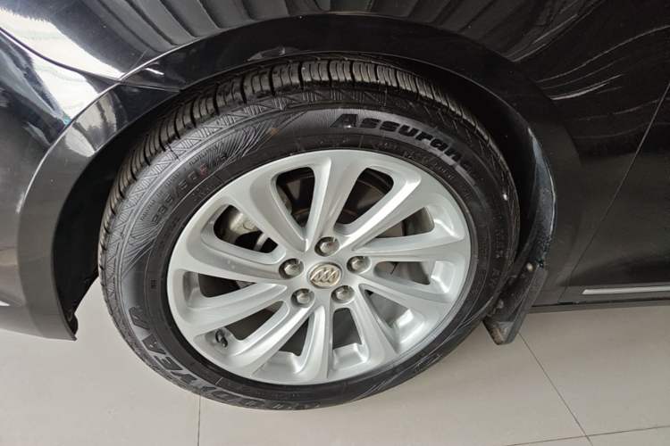 Used Buick LaCrosse 2013 2.0T SIDI Elite Tech Version Left Front Wheel Hub