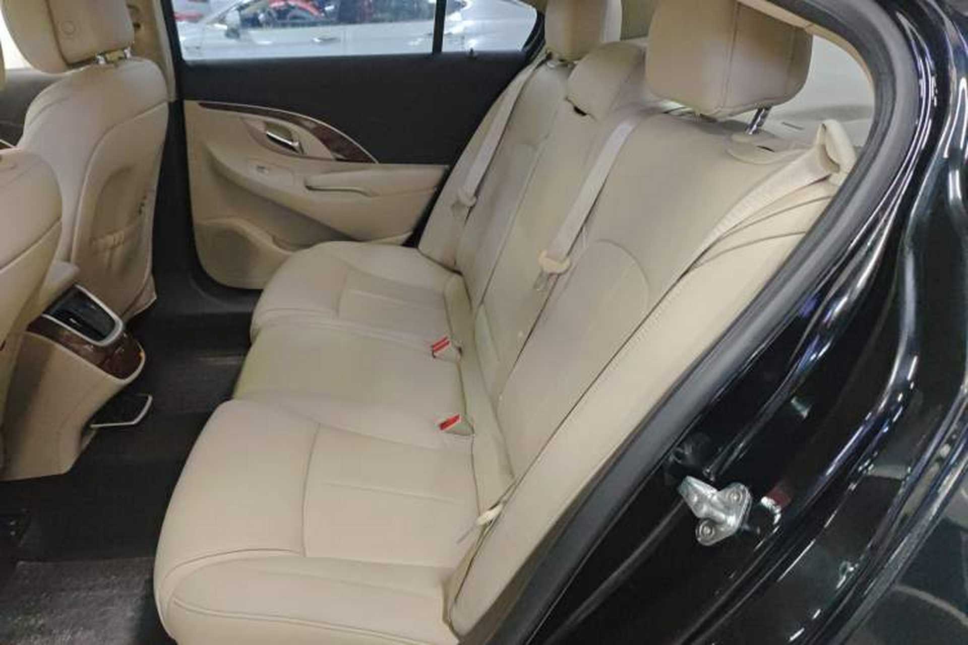 Used Buick LaCrosse 2013 2.4L SIDI Leading Comfort Version Left Rear Seat