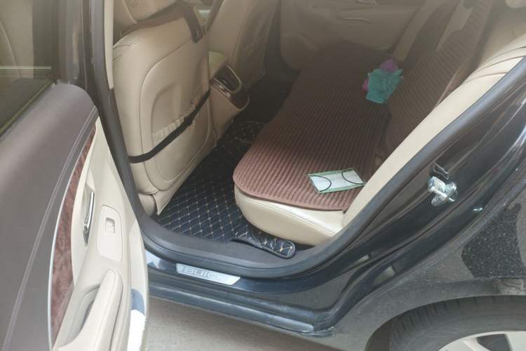 Used Buick LaCrosse 2013 2.4L SIDI Leading Comfort Version Left Rear Seat
