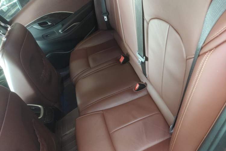 Used Buick LaCrosse 2013 2.4L SIDI Leading Comfort Version Left Rear Seat